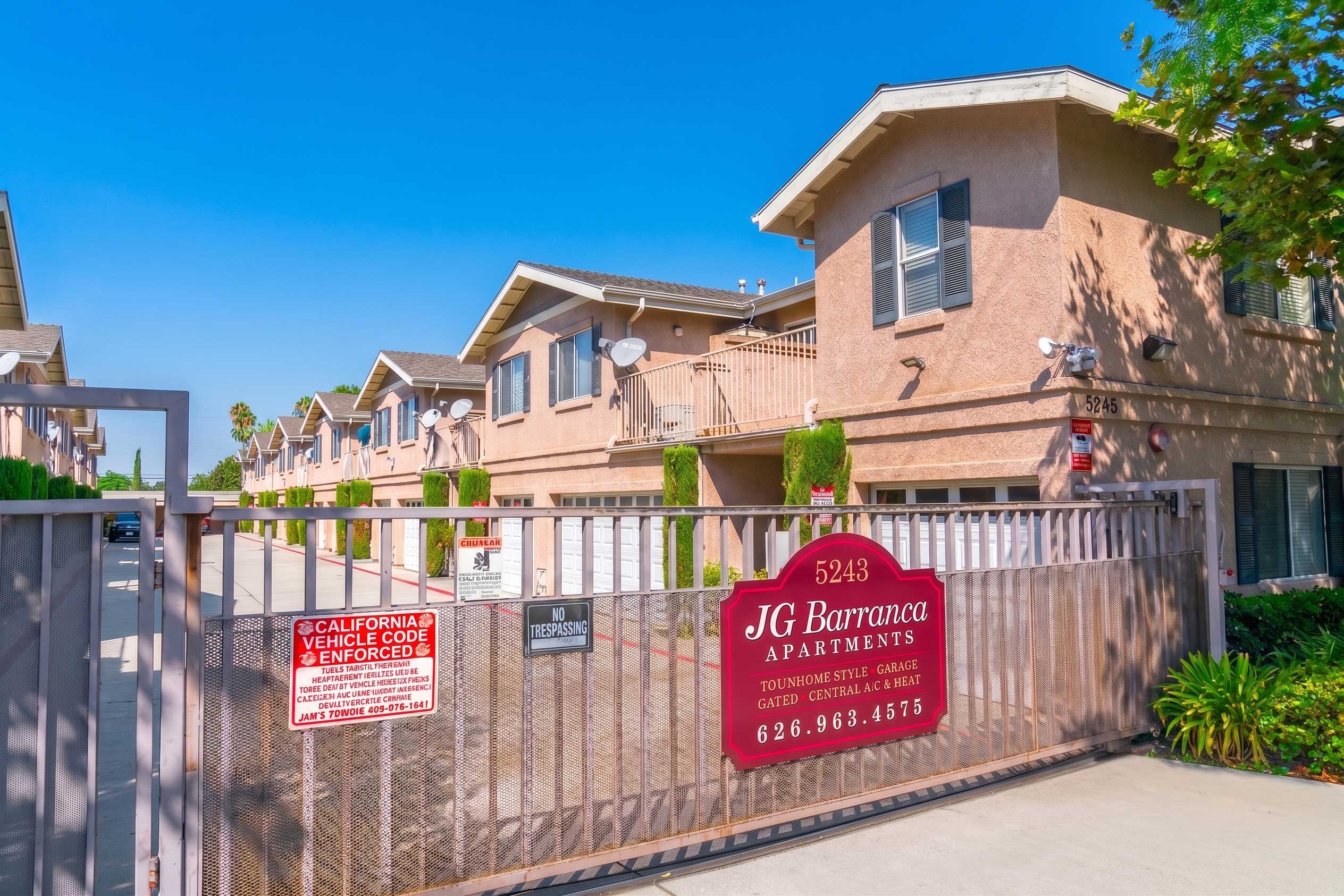 JG Barranca Apartments